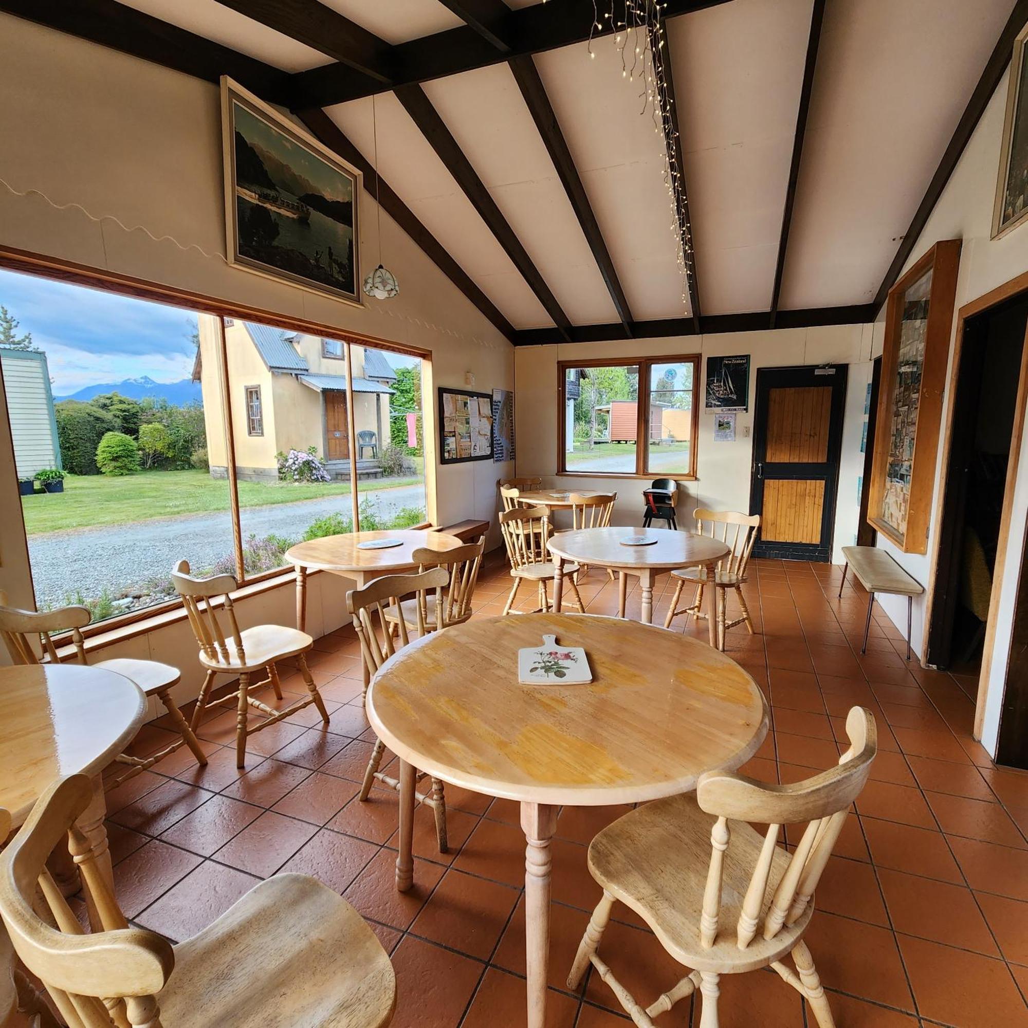 Manapouri Holiday Park Eksteriør billede